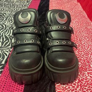 Luna Killstar platform boots